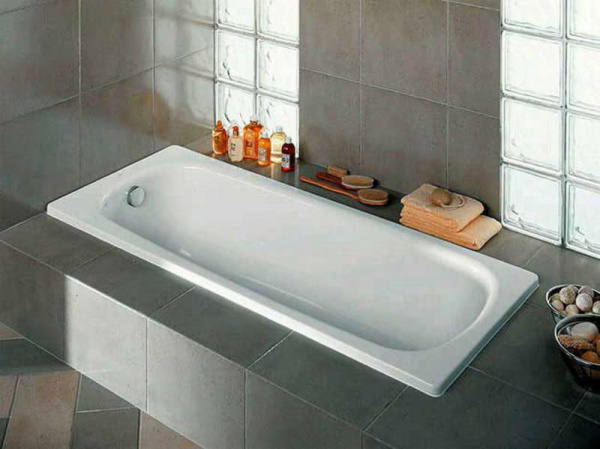 Ванна чугунная Roca Continental 120x70 см